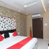 Отель OYO 44565 Ashrit Suites, фото 16