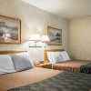 Отель Econo Lodge  Inn & Suites Lake Of The Ozarks, фото 15