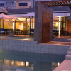 Отель Hôtel Le Cristal в Либревиле