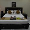 Отель OYO Premium Patliputra Patna, фото 9