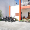 Отель Reddoorz Syariah @ Buduran Sidoarjo, фото 12