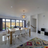 Отель Modern 4 Bed Manchester Town House, фото 3