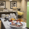 Отель Hampton Inn & Suites Minneapolis University Area, фото 10