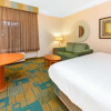 Отель La Quinta Inn and Suites USF - Busch Gardens, фото 21