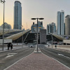 Отель Bright Studio 5' to Jumeirah Beach&Marina Mall, фото 1