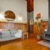 Отель StayAU Lakeview Cottage 2BR Cozy Nature, фото 2
