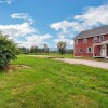 Отель Farmview By Newfound Lake 4 Bedroom Duplex by Redawning, фото 1