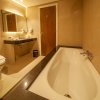 Отель Avenzel Hotel & Convention Cibubur, фото 39