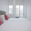 Отель Liiiving - Aliados Luxury Apartment II, фото 20