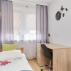 Отель Wyszyńskiego With AC by Renters, фото 17