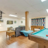 Отель Smoky View Chalet, 2 Bedrooms, Pool Table, Foosball, Pool Access, Sleeps 6, фото 10