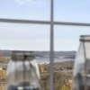Отель The Greenview Manor - Lake Views, фото 2