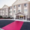 Отель Candlewood Suites Charlotte - Arrowood, an IHG Hotel, фото 19