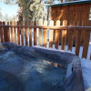 Отель Bear Snugglin by Big Bear Cool Cabins, фото 32