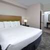 Отель Country Inn & Suites by Radisson, Asheville West near Biltmore, фото 2