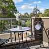 Отель Aujoy 4 Bed Townhouse Glen Waverley, фото 7