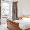 Отель Elegant 2 Bedroom Garden Flat In East Dulwich, фото 1