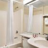Отель Travelodge by Wyndham Fort Scott, фото 9