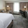 Отель Hampton Inn & Suites Hudson, фото 22