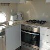 Отель New and Central with free parking and 5min walk of subway station, фото 8