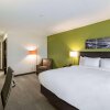 Отель Sleep Inn & Suites Mt. Hope near Auction & Event Center в Апле Крик