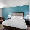 Отель Clarion Inn & Suites DFW North, фото 21