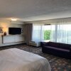Отель Holiday Inn Chicago Nw Crystal Lk Conv Ctr, an IHG Hotel, фото 39