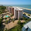 Отель Shamron Beach Condo 507, фото 13
