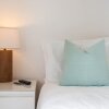 Отель Immaculate 1-bed Apartment on Hove Seafront, фото 5