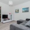 Отель A2 - Spacious apt W.lodge Just 40m From the Beach, фото 6