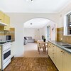 Отель Parkview, Unit 6/11 Catalina Close, фото 9