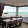 Отель House With 6 Bedrooms in Arromanches-les-bains, With Wonderful sea Vie, фото 20