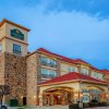 Отель La Quinta Inn & Suites by Wyndham McKinney в Мак-Кинни