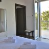 Отель North House - Sleeps 4 Shared Pool Lake View in Torri del Benaco, фото 26