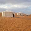 Отель Al Sarmadi Desert Night Camp, фото 2