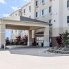 Отель Comfort Inn & Suites Oklahoma City West - I-40 в Оклахома-Сити