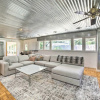 Отель Luxury South Bend Home ~ 1 Mi to Notre Dame!, фото 16