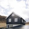 Отель 3 bedroom vacation home in Gjógv в Гьогв