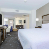 Отель Hampton Inn & Suites Dallas Downtown, фото 5