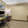 Отель Comfort Inn & Suites West - Medical Center, фото 6