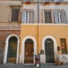 Отель Rental In Rome Santa Maria, фото 1