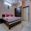 Отель OYO 15892 Friends Residency, фото 4