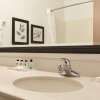 Отель Country Inn & Suites by Radisson, Indianapolis Airport South, IN, фото 8
