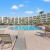 Отель Crescent at Miramar 206 - Seashore Serenity, фото 19