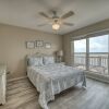 Отель Rainbows End - Gulf Front! Enjoy The Sun On Your Shoulders While You Laze On The Deck. 4 Bedroom Hom, фото 1