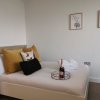Отель A Modern Studio With Great City Views - 17th Floor, City Views & 2 Minutes to Canal, фото 9