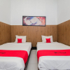 Отель OYO Life 3387 Nakula Homestay Syariah, фото 18