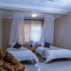 Отель Sophies Signature Suites, фото 7