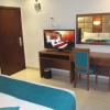 Отель Safwat Al Amal Suites - Caters to Families, фото 33