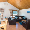 Отель Douglas Fir Lodge With Hot Tub Near Cupar, Fife, фото 13